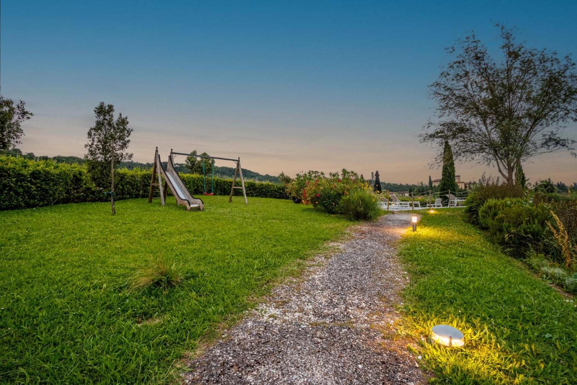 לוקה Cicale 3 Bedrooms Farmhouse With Shared Pool מראה חיצוני תמונה